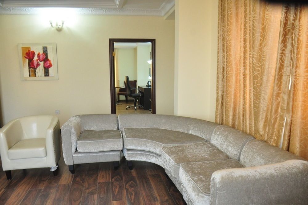 Citiheight Hotel Ikeja Exterior foto